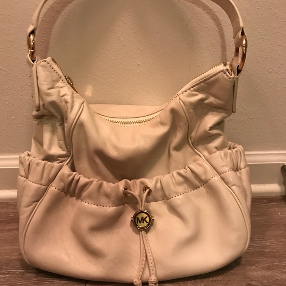 Michael Kors Handbag - Picture 1 of 4